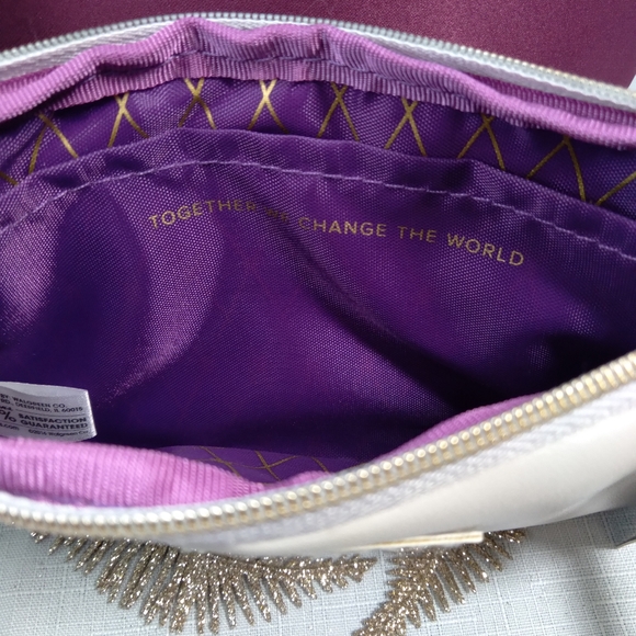 Me to We bundle - Picture 5 of 7